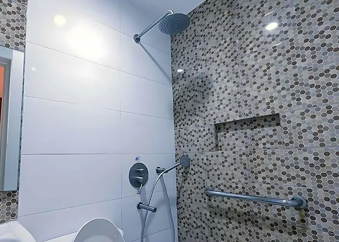 Sogo Sta Mesa Hotel